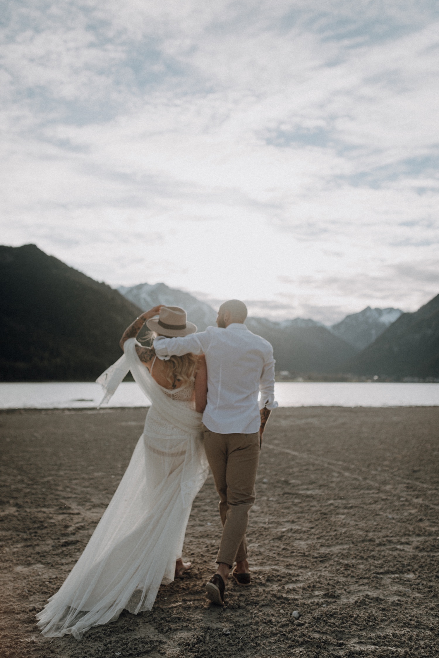 Elopement in Tirol, Achensee, Paarshooting, Sonnenuntergang, Emotionen