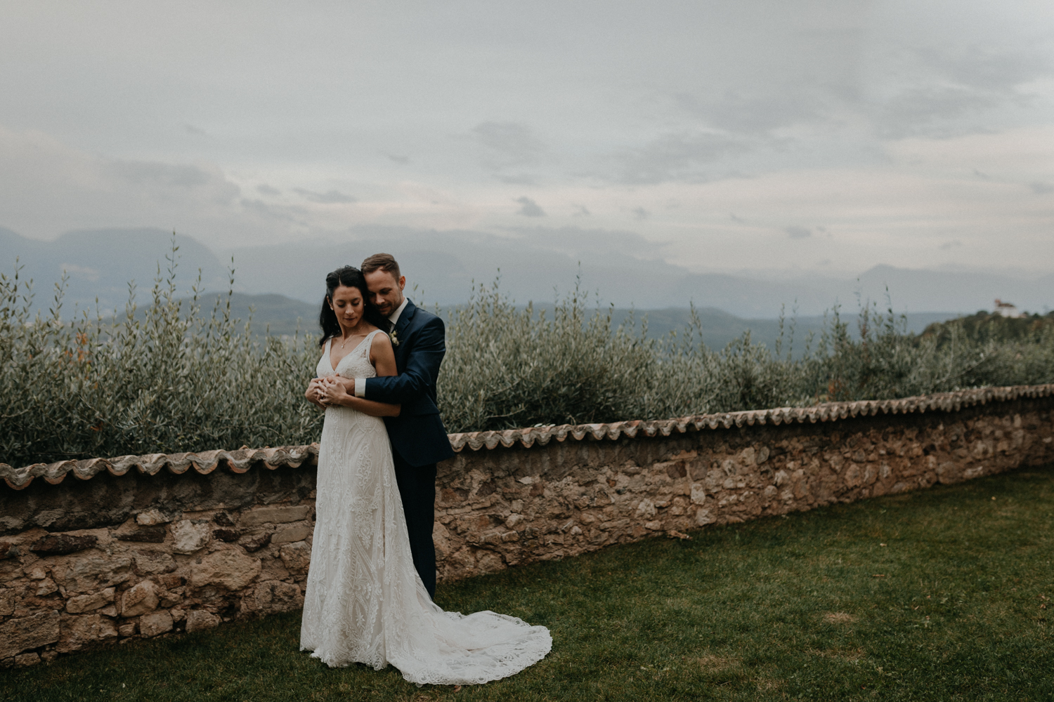 Hochzeit Schloss Freudenstein bei Meran, Braut und Bräutigam, Paarshooting