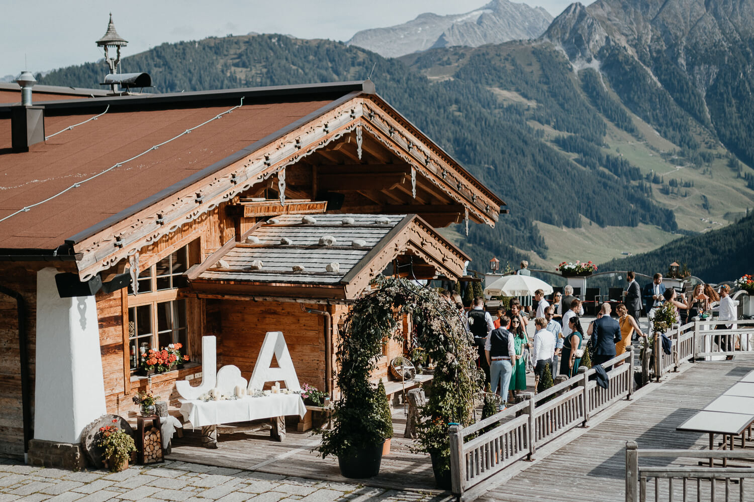 Hochzeit auf der Rösslalm im Zillertal, freie Trauung