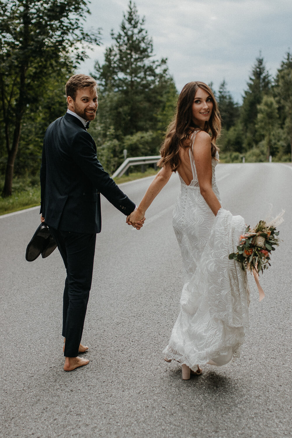 Sarah und Lukas, Hochzeit, freie Trauung, Glaserhof Gnadenwald, Brautpaar, Shooting
