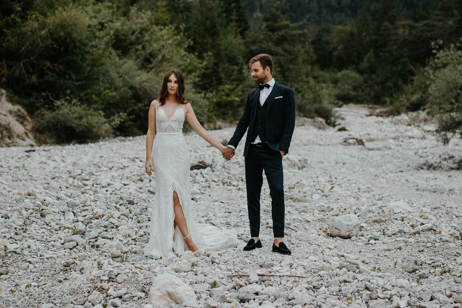 Sarah und Lukas, Hochzeit, freie Trauung, Glaserhof Gnadenwald, Brautpaar, Shooting
