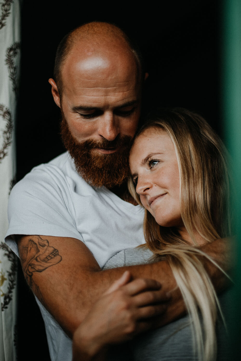 Victoria und Martin, Kitzbühler Alpen, Maierl Alm, Homestory, Paarshooting