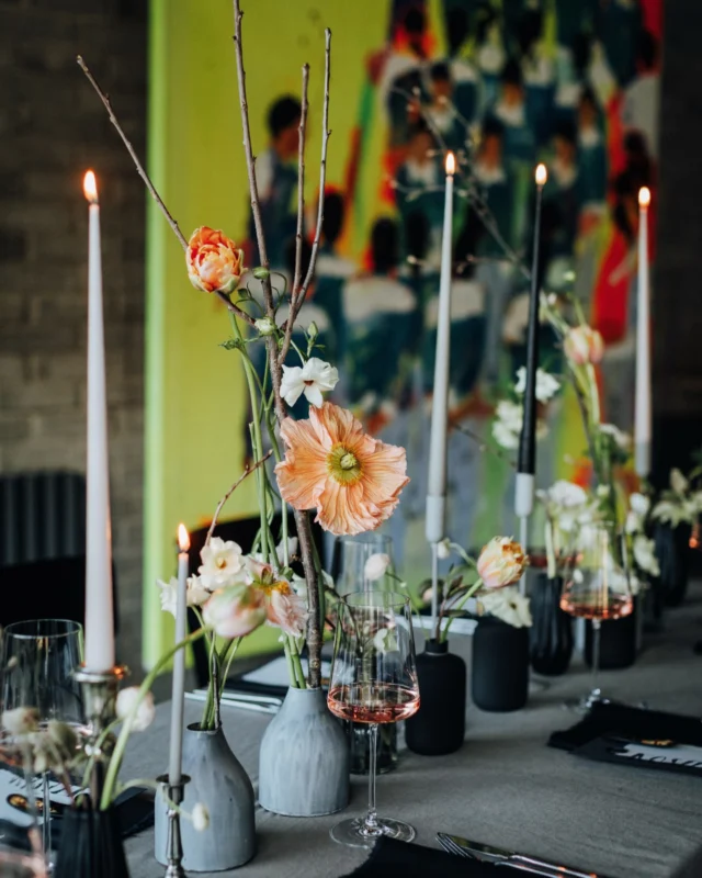 The season begins. Time to post with intention again.

Ikebana meets ArtLoft. Soft light on concrete. The quiet clink of glass. Not styled. Just placed. Minimal. Poetic. Real. 🤍